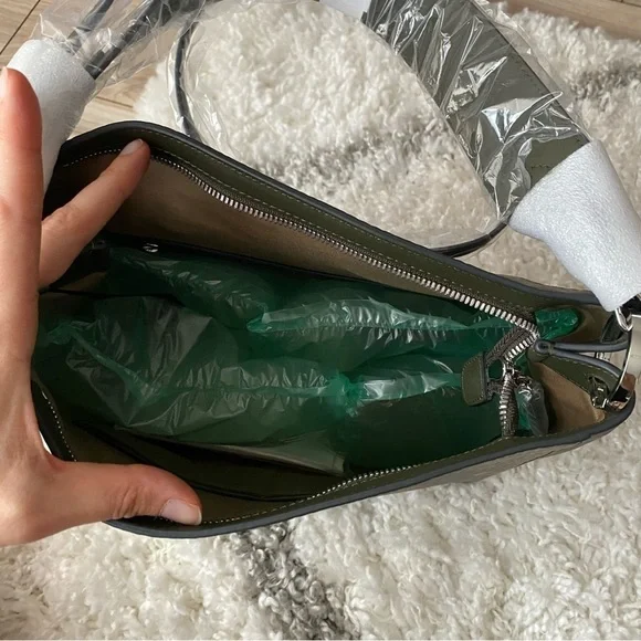 MCM Medium Aren VI Leather Hobo Bag - Picture 9 of 13